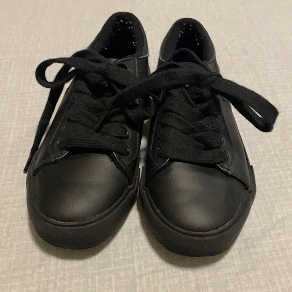 Size 1 black polo shoes for boys
